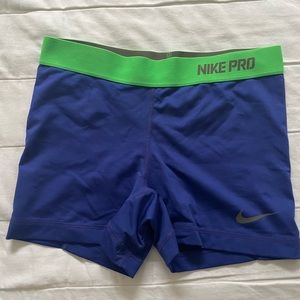 Nike spandex shorts size Medium